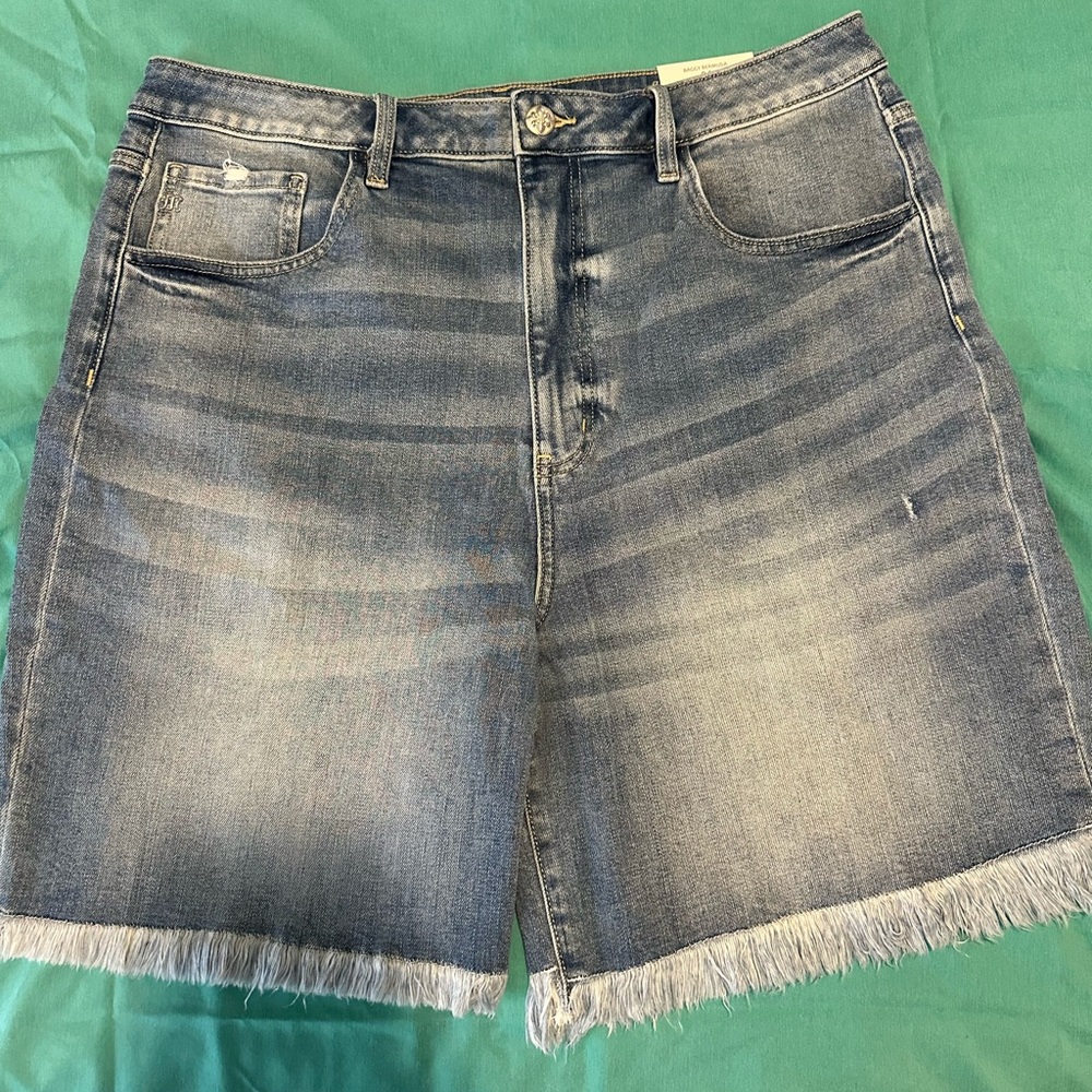 Miss Me High Rise Baggy Bermuda Size 34